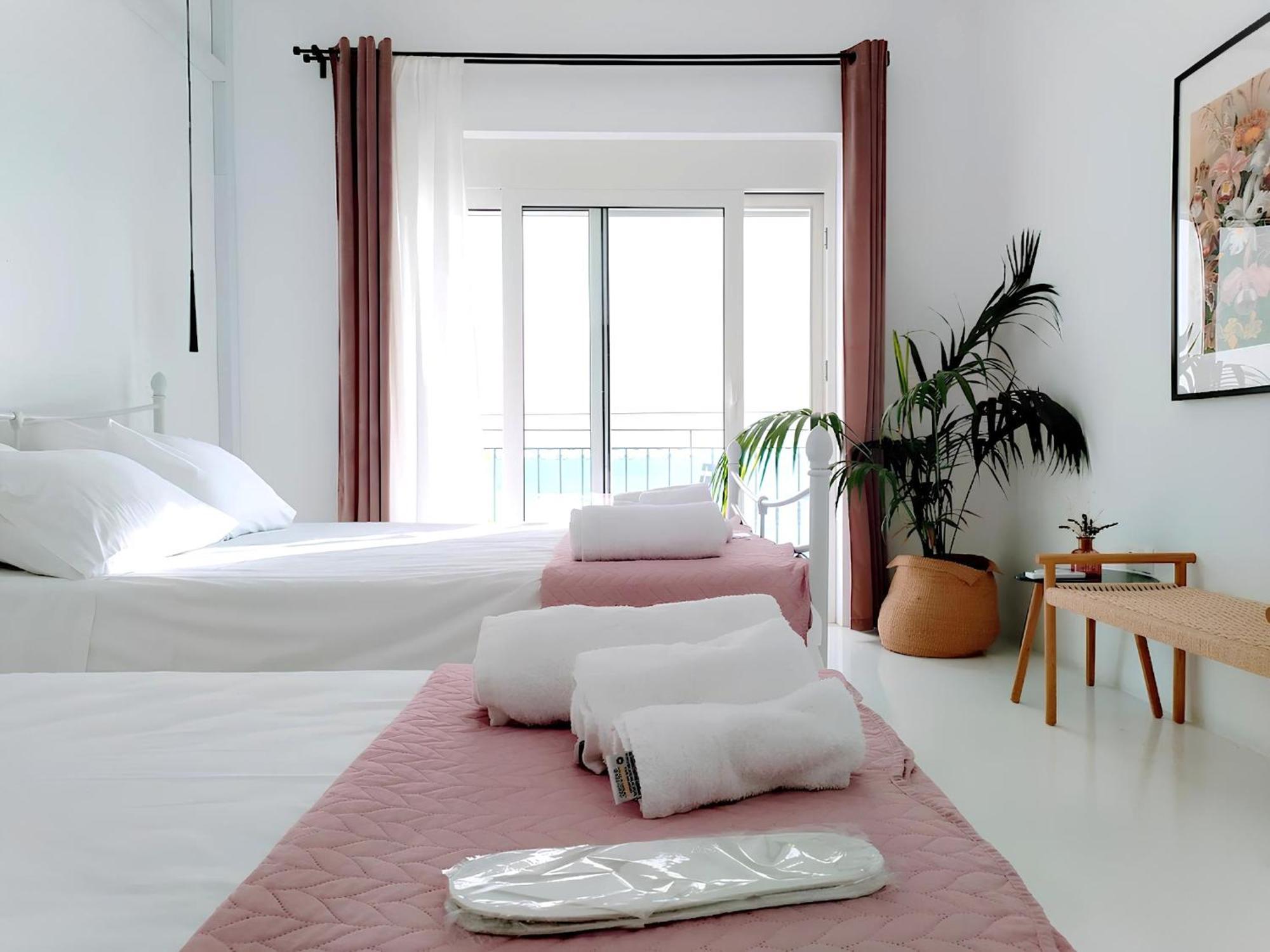 Zen Minimal Luxury Housing Tyros Villa Екстериор снимка